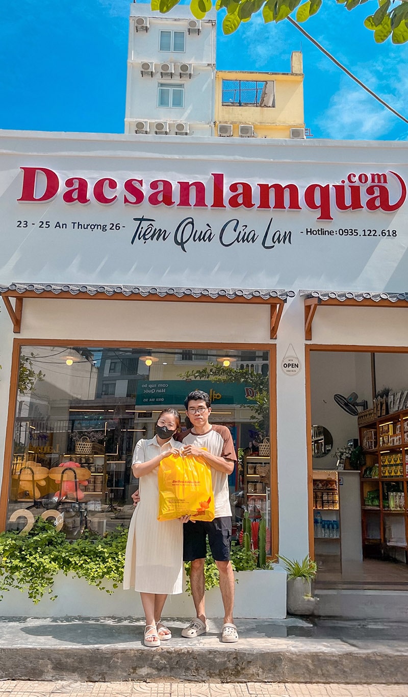 Cửa hàng Tiệm Quà Của Lan